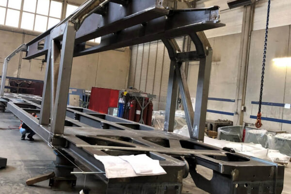 Fahrgestellrahmen (2)